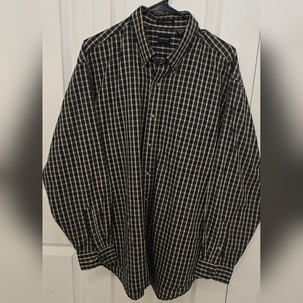 Mens Arrow Green and Cream Plaid Shirt